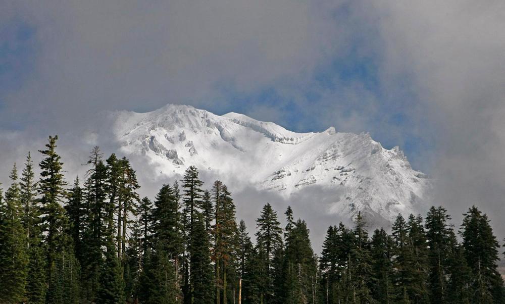 Strawberry Valley Inn Mount Shasta Luaran gambar