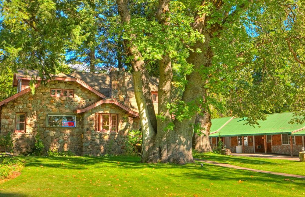 Strawberry Valley Inn Mount Shasta Luaran gambar
